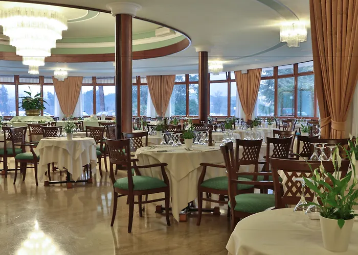 Terme Imperial Отель Монтегротто-Терме